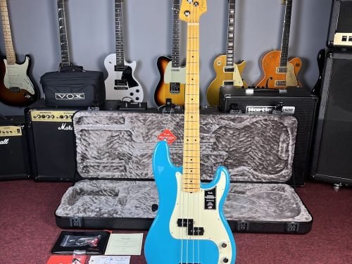 Fender American Professional II Precision Bass Miami Blue