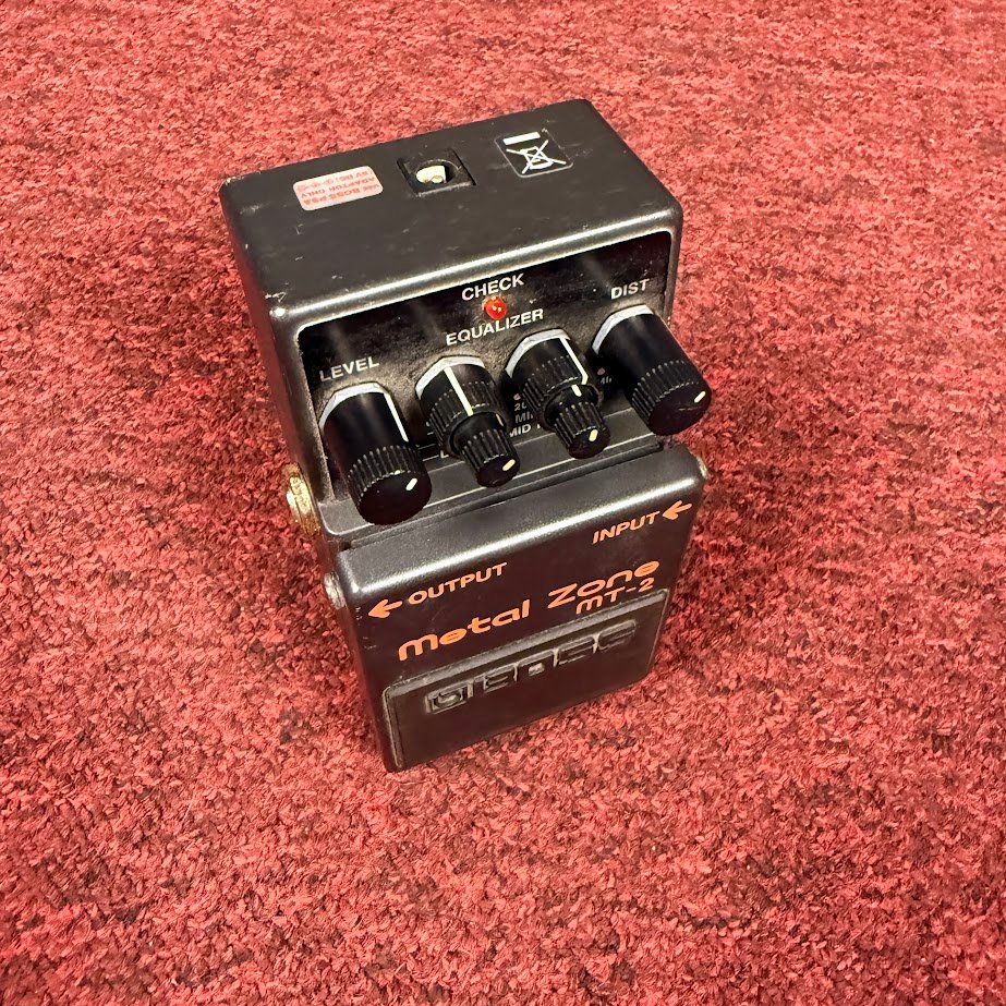 Boss Metal Zone MT-2
