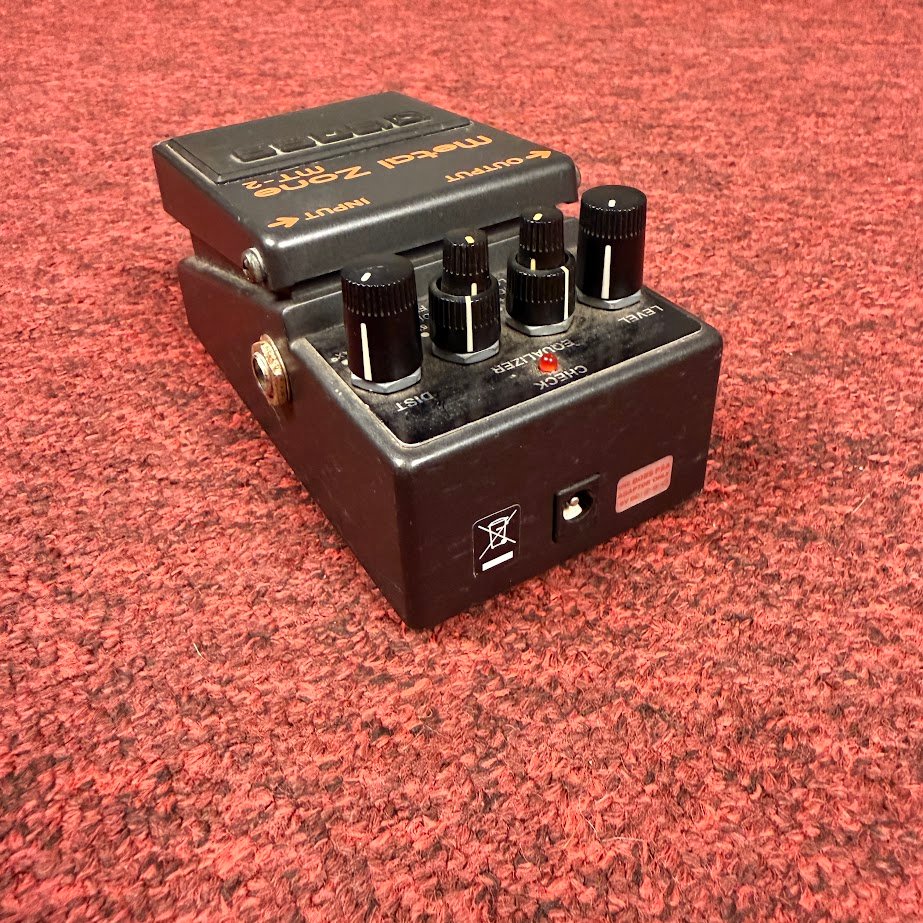 Boss Metal Zone MT-2