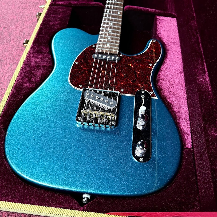 G&L Tribute Series ASAT Classic Emerald Blue