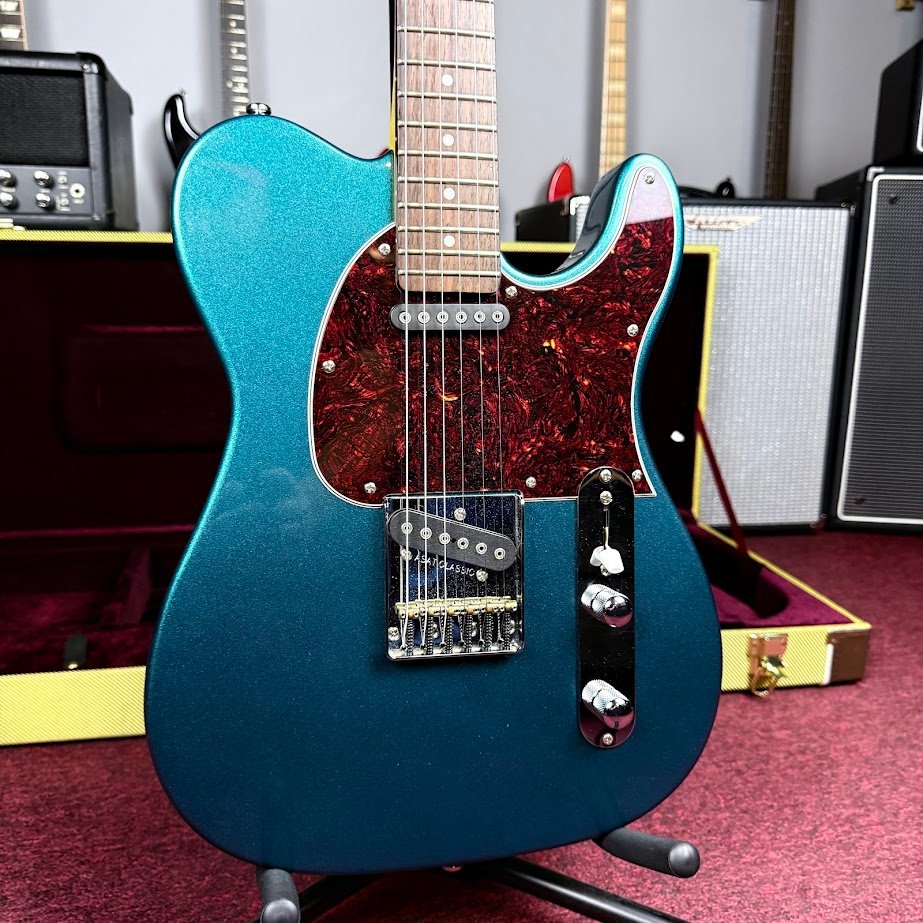 G&L Tribute Series ASAT Classic Emerald Blue