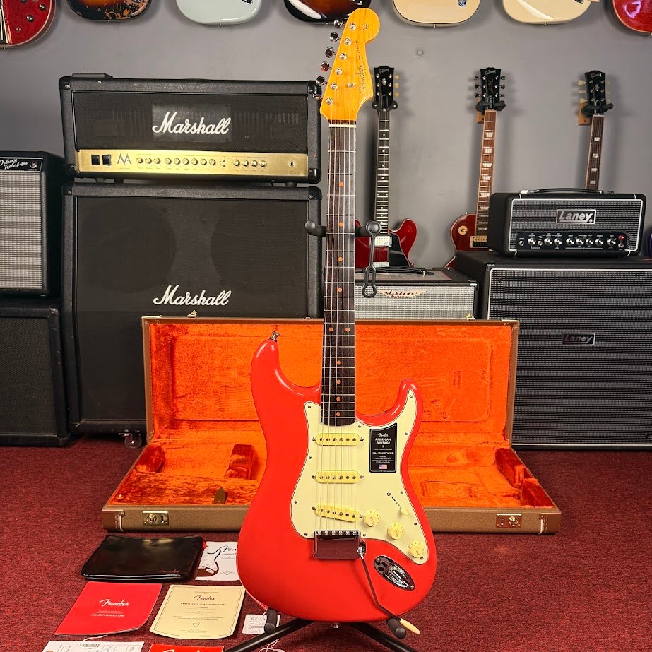 Fender American Vintage II '61 Stratocaster Fiesta Red