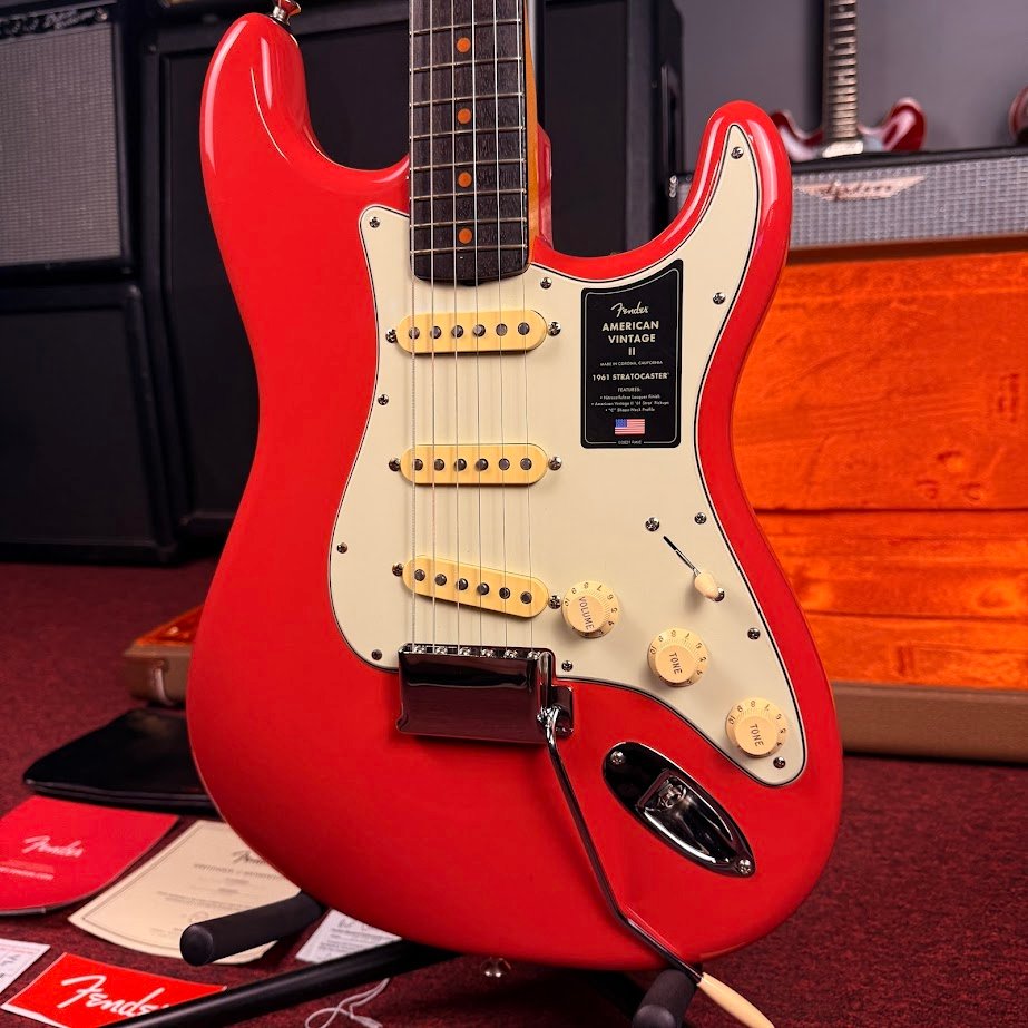 Fender American Vintage II '61 Stratocaster Fiesta Red