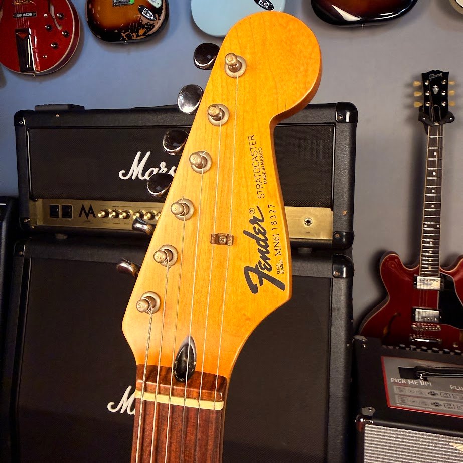Fender Standard Stratocaster Olympic White c/ Upgrades