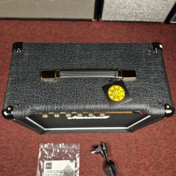 72030679-e6b7-4f3b-a9a9-37b62d50ff11 Marshall JCM800 Studio Classic Combo