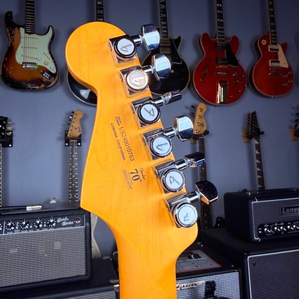 Fender American Ultra Stratocaster Arctic Pearl