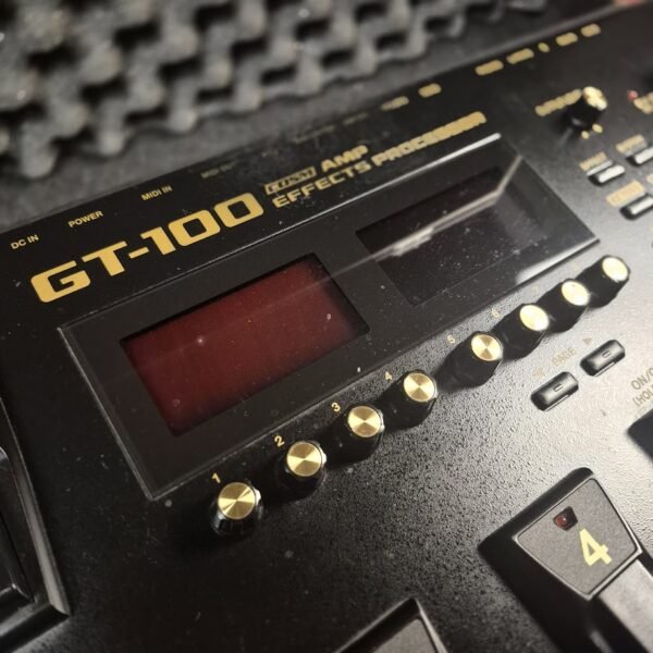 Boss GT-100 Amp Effects Processor