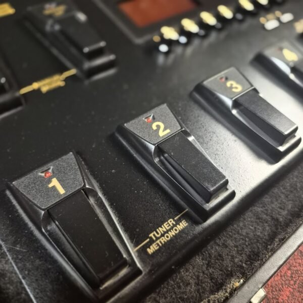 Boss GT-100 Amp Effects Processor