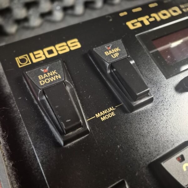 Boss GT-100 Amp Effects Processor