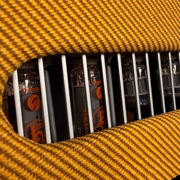 Fender Blues Jr. Lacquered Tweed