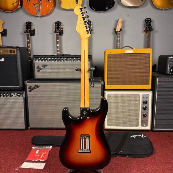Fender Player Series Stratocaster Sunburst