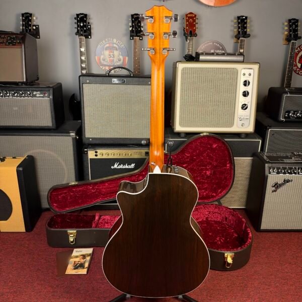 IMG_0379 Taylor 414ce-r Natural